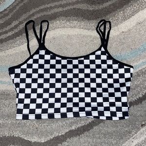 Checkered double strapped crop top!